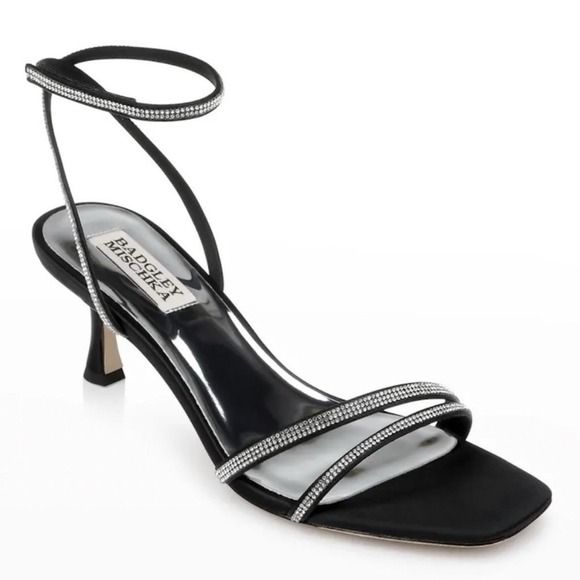 Badgley Mischka Women's Black Ultra Metallic Ankle Grip Sandals Size 9 - Picture 2 of 9